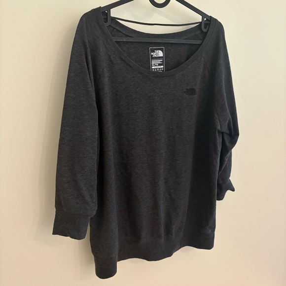 The North Face Tops - The North Face 3/4 Sleeve Tee